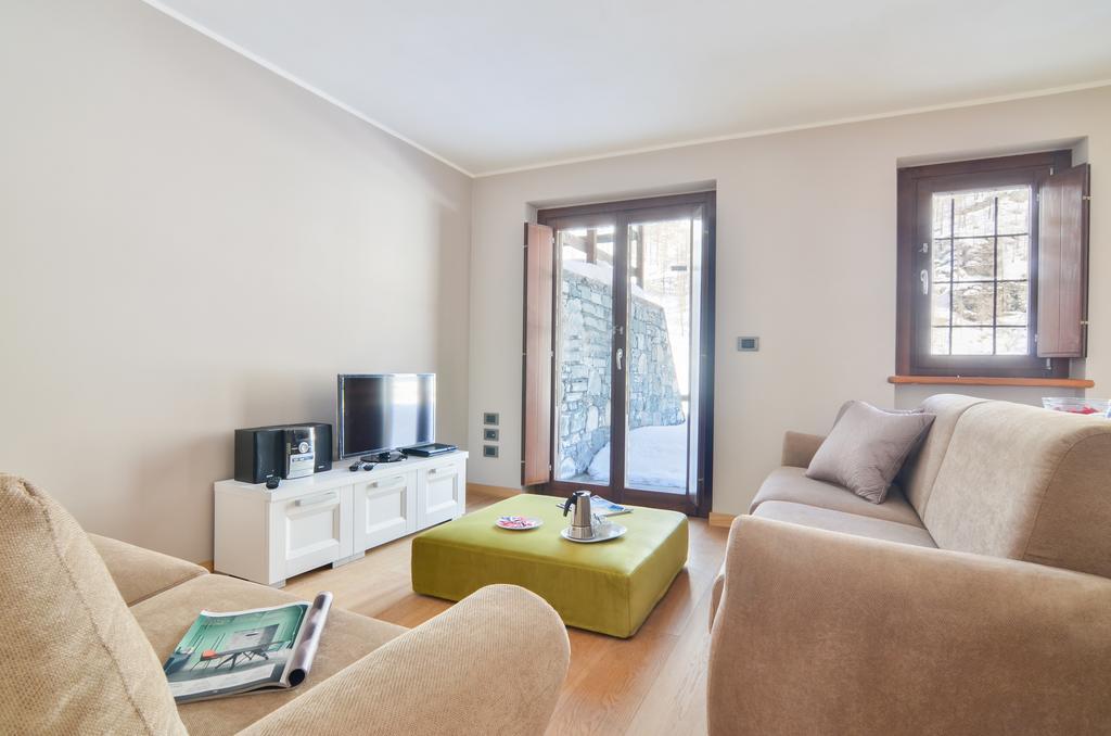 Appartamenti Residenza Anderbatt Gressoney-la-Trinité Chambre photo